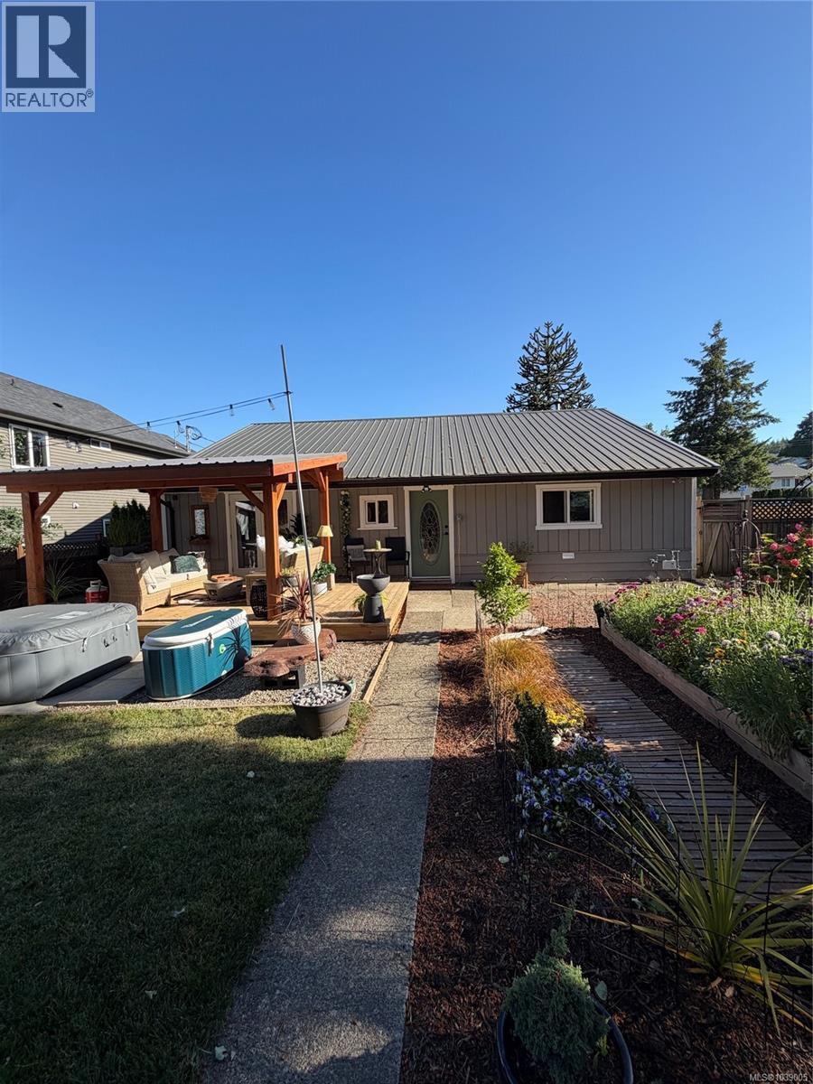 548 Nova St, Nanaimo