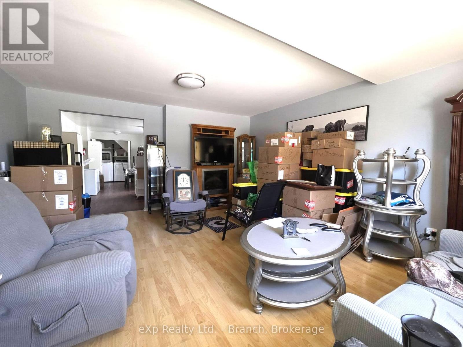 31 WOODS STREET - 12