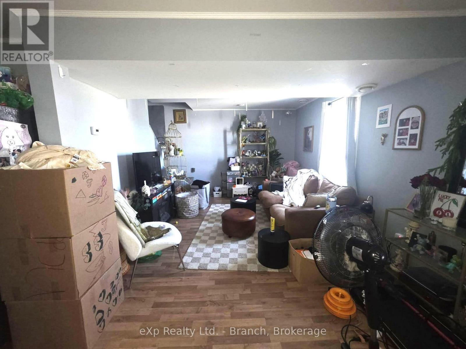 31 WOODS STREET - 6