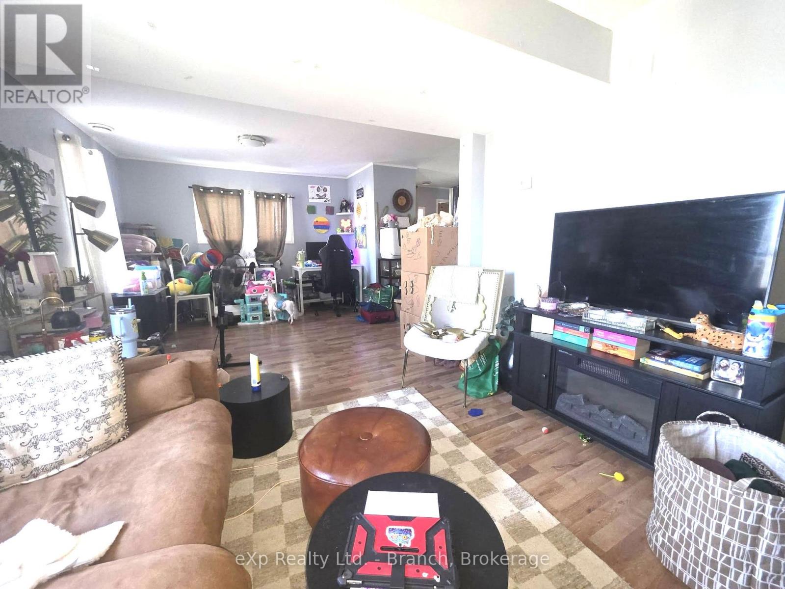 31 WOODS STREET - 7