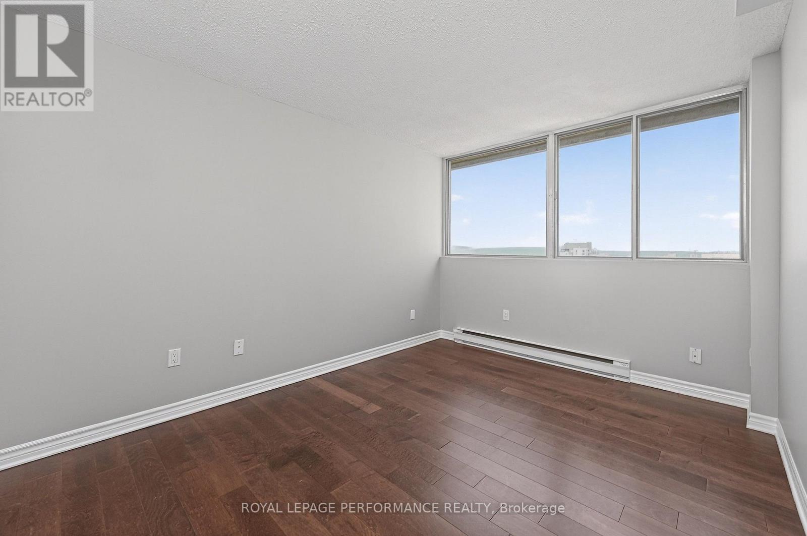 #2502 530 LAURIER AVENUE W - 19
