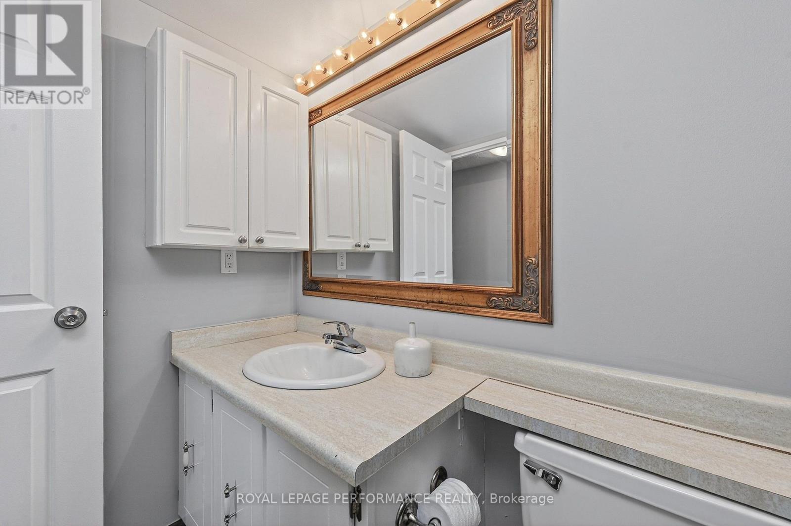 #2502 530 LAURIER AVENUE W - 25