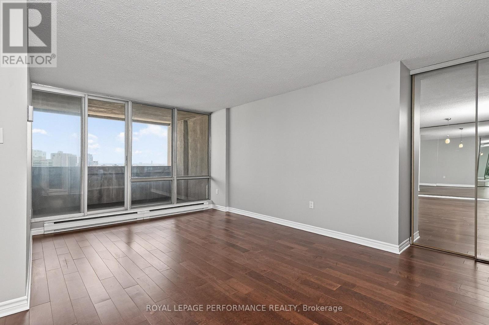 #2502 530 LAURIER AVENUE W - 6