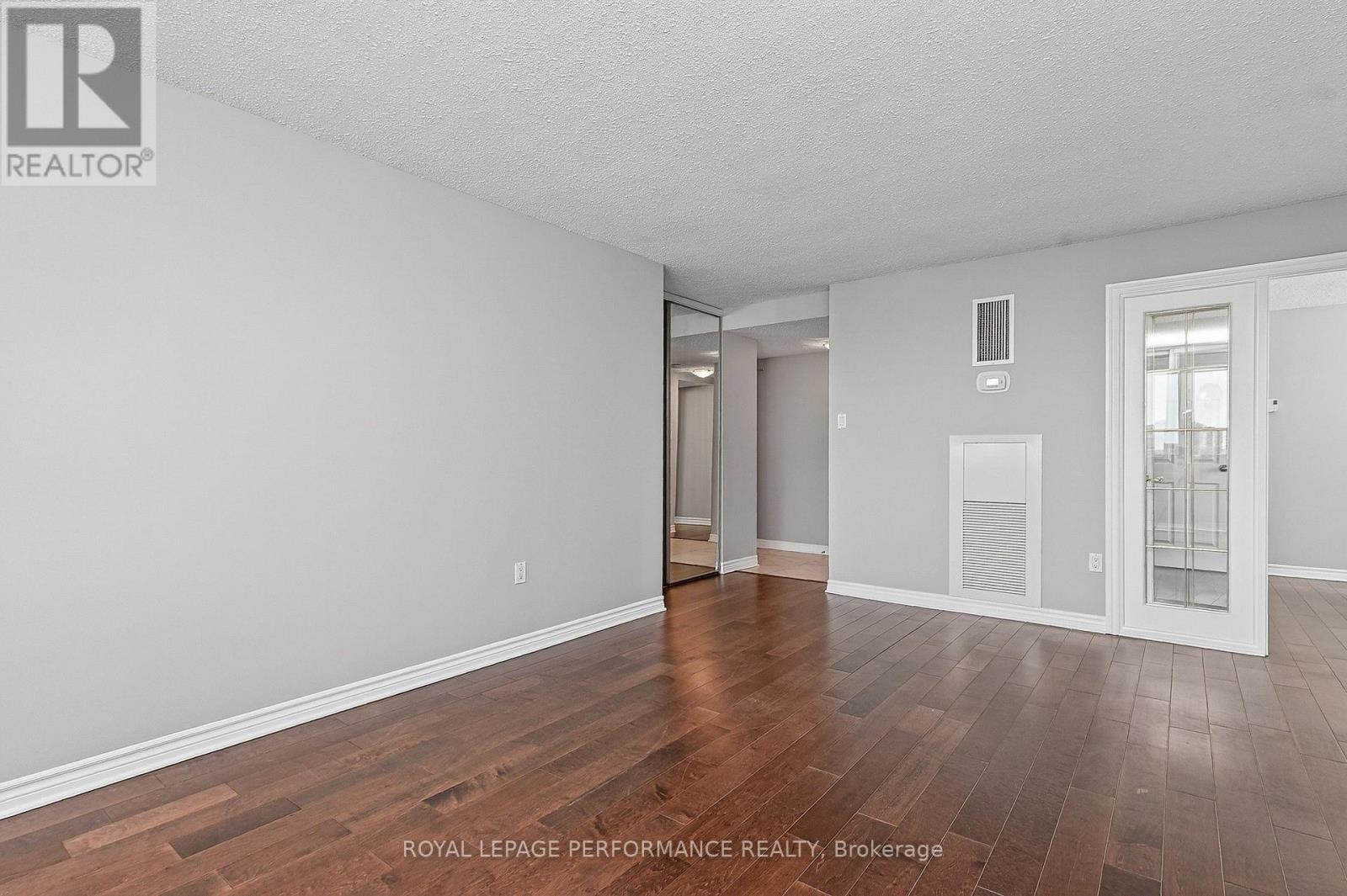 #2502 530 LAURIER AVENUE W - 8