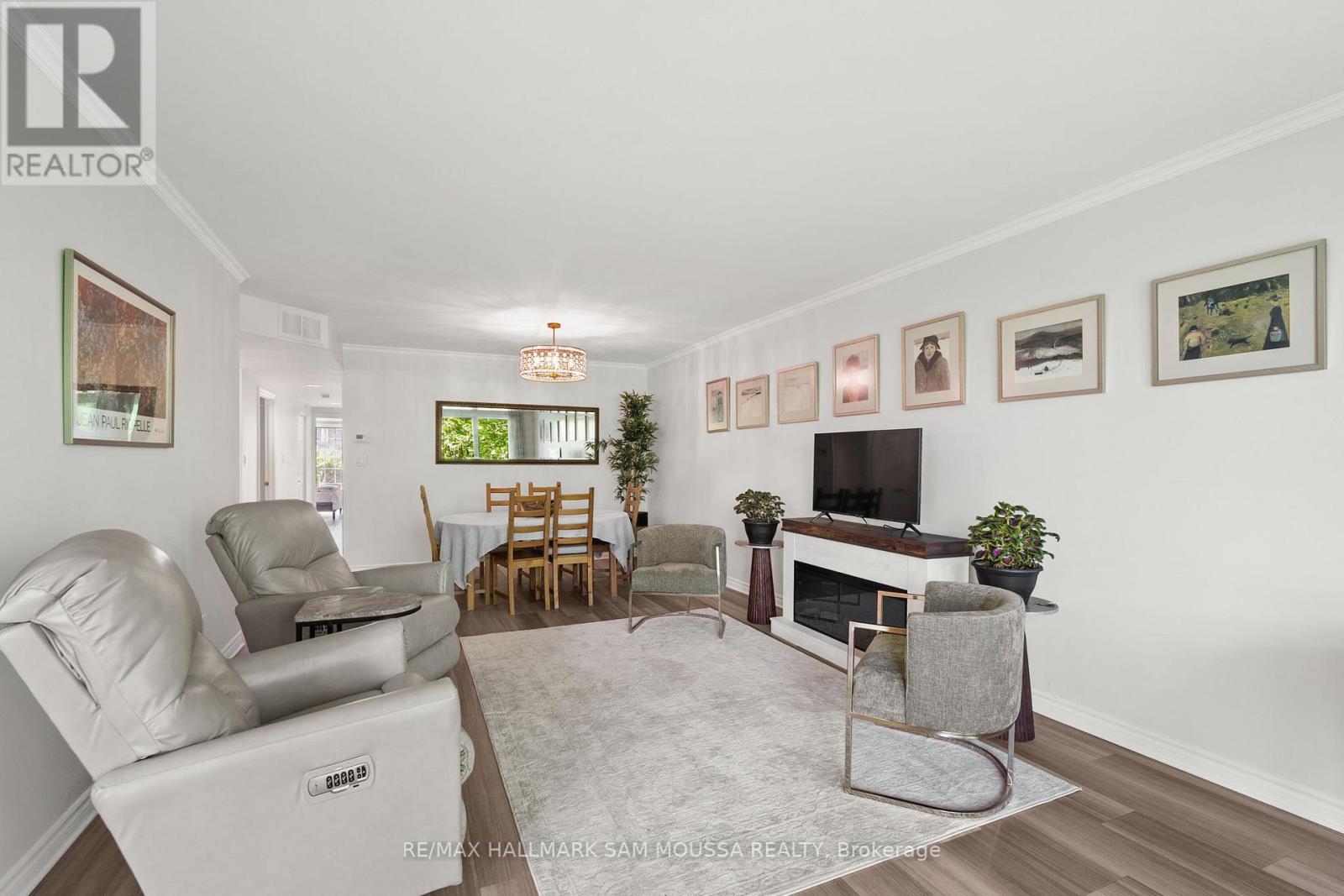 #1C 70 ROBSON COURT - 14