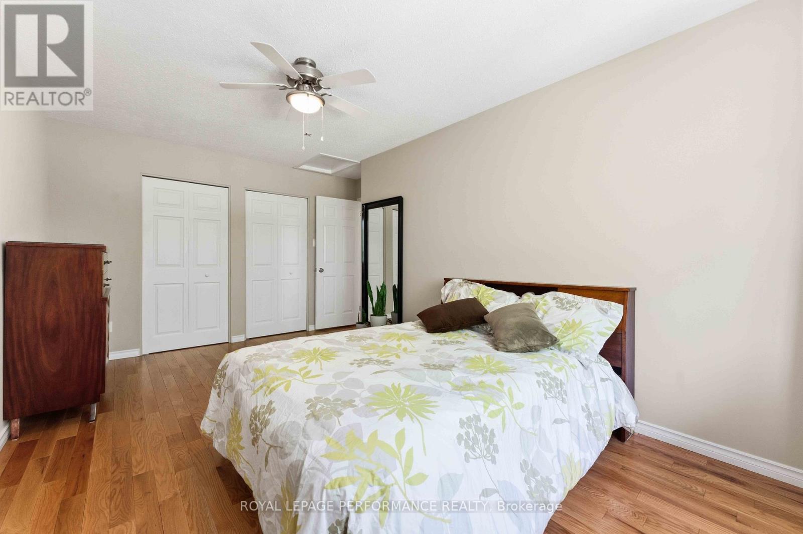 #5 2051 JASMINE CRESCENT - 29