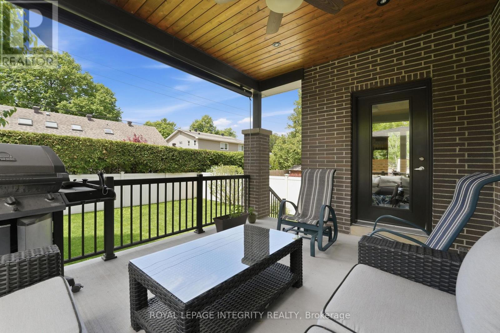 476 ANCASTER AVENUE - 34