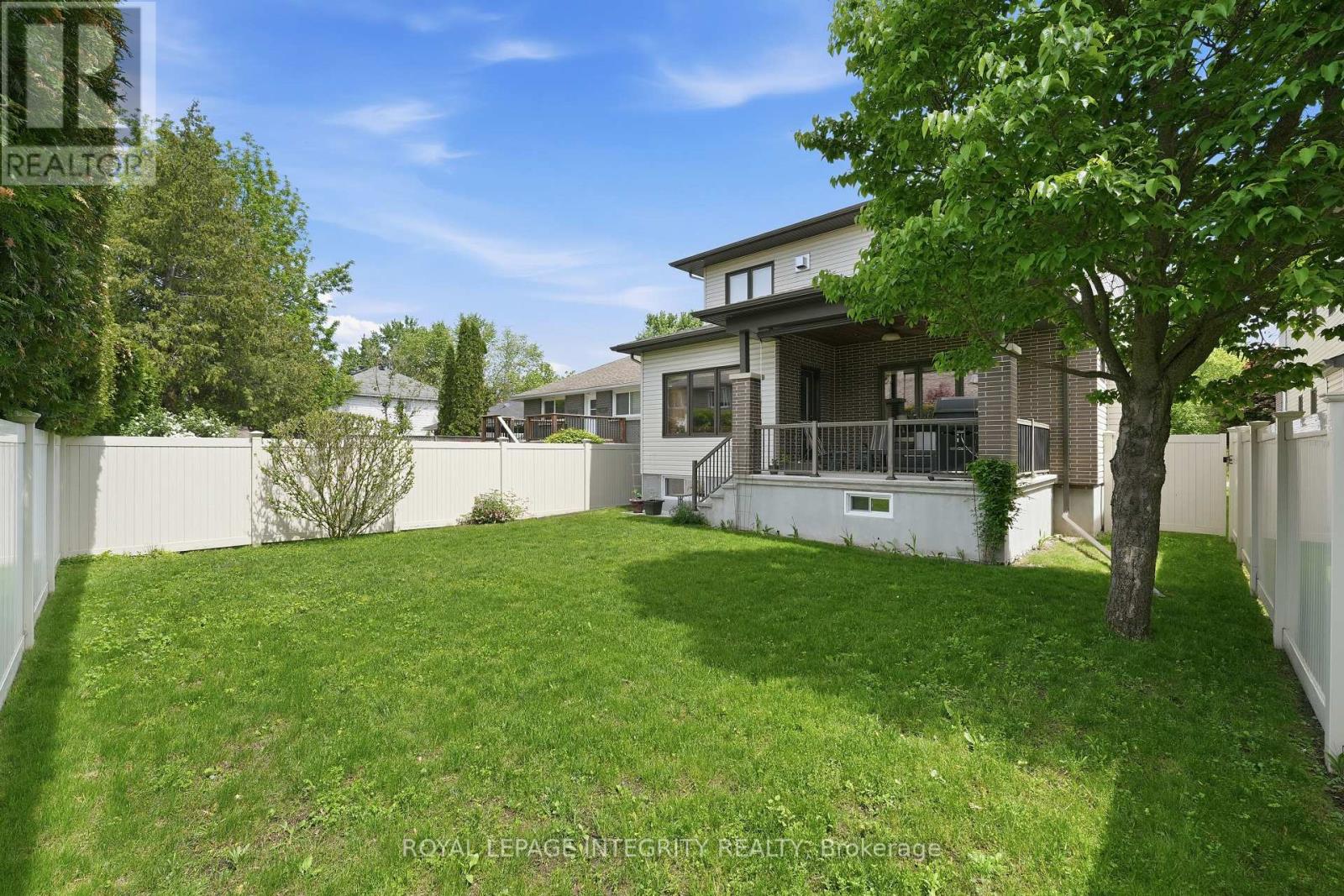 476 ANCASTER AVENUE - 38