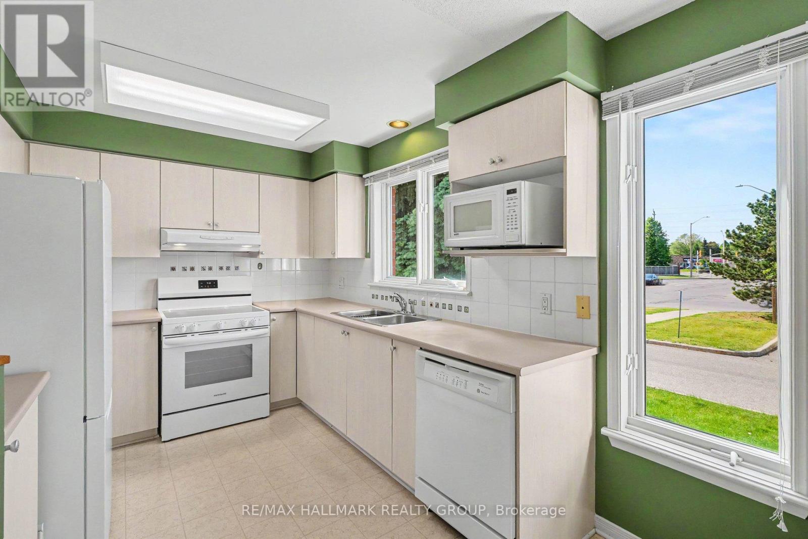 4429 HARPER AVENUE - 8
