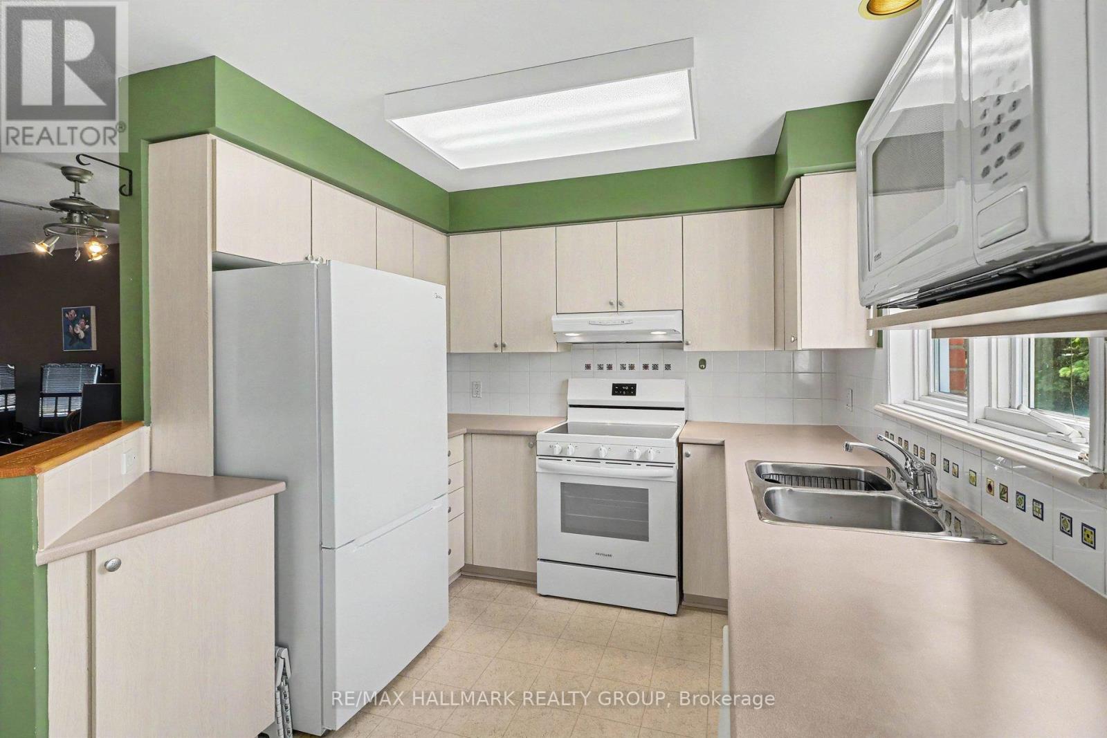4429 HARPER AVENUE - 9