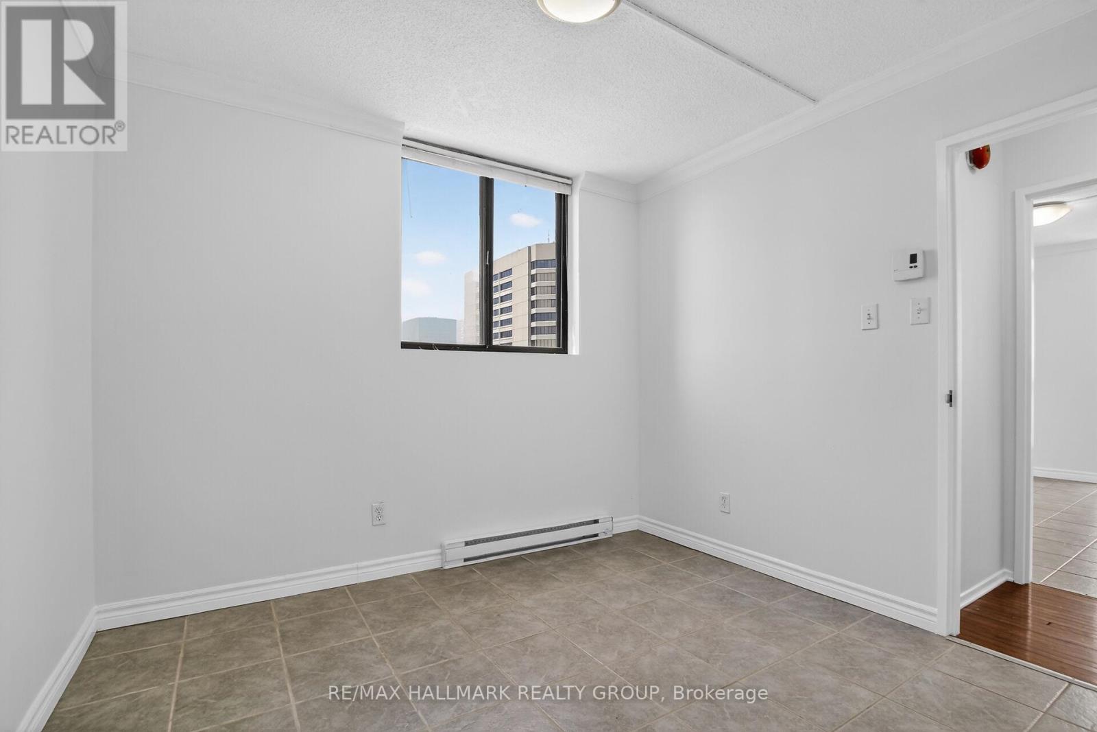 #602 191 PARKDALE AVENUE - 22