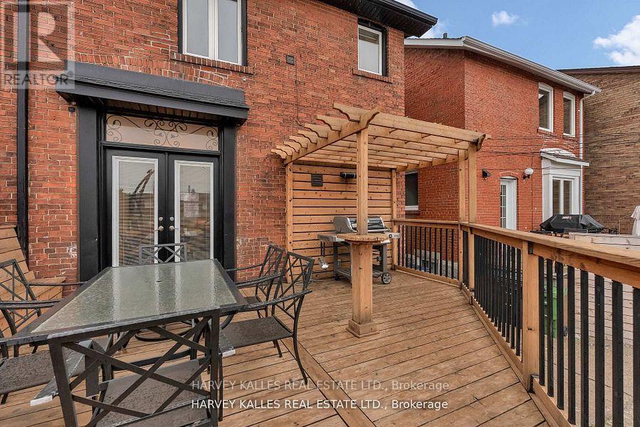 326 GLENHOLME AVENUE - 41