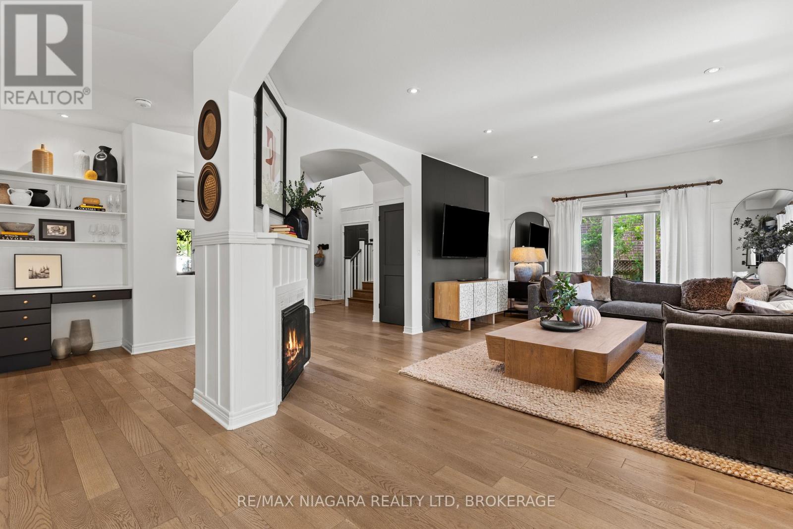 3 FISHER DRIVE - 10