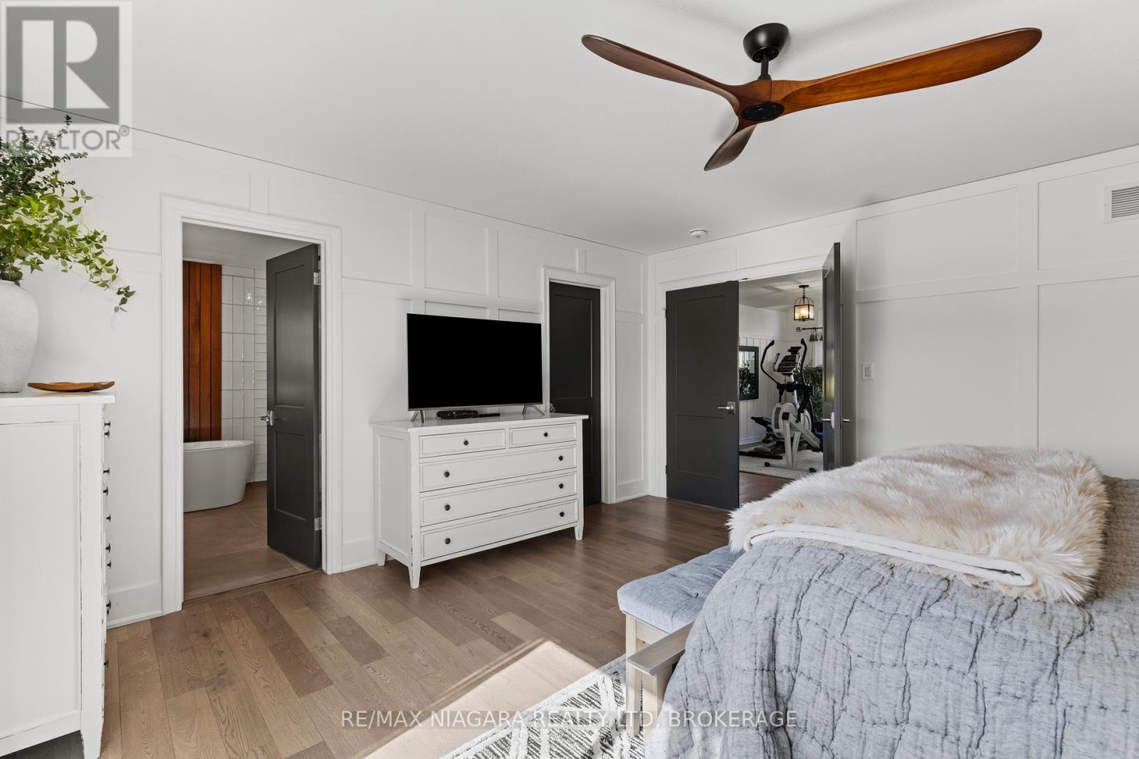 3 FISHER DRIVE - 22