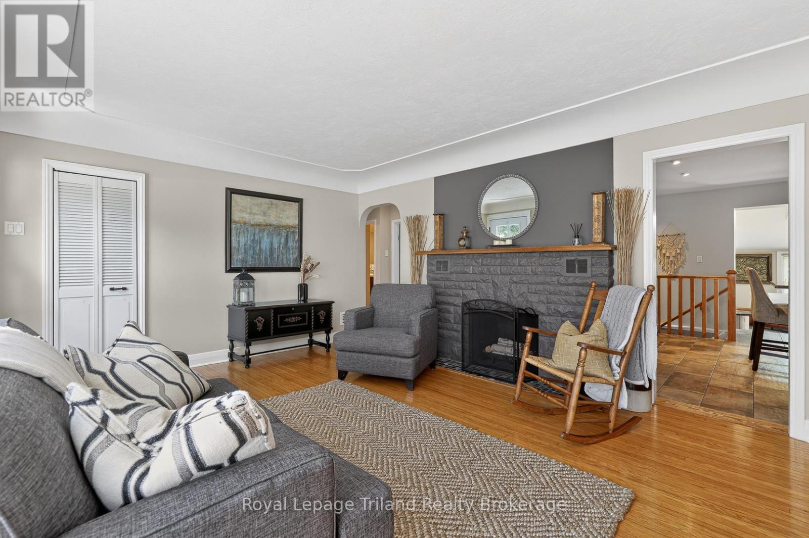 236 DELATRE STREET W - 10