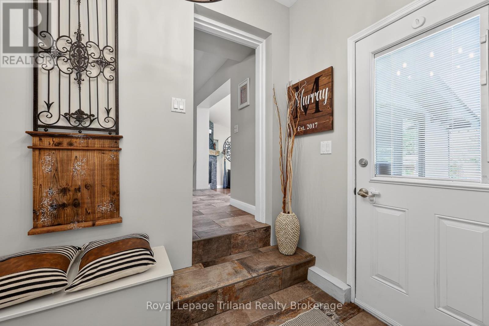 236 DELATRE STREET W - 19