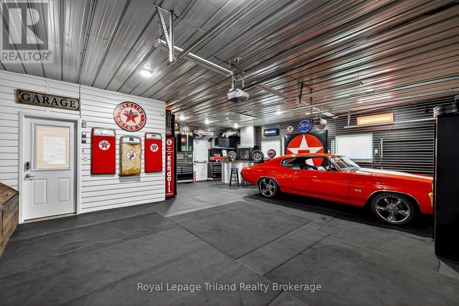 236 DELATRE STREET W - 35
