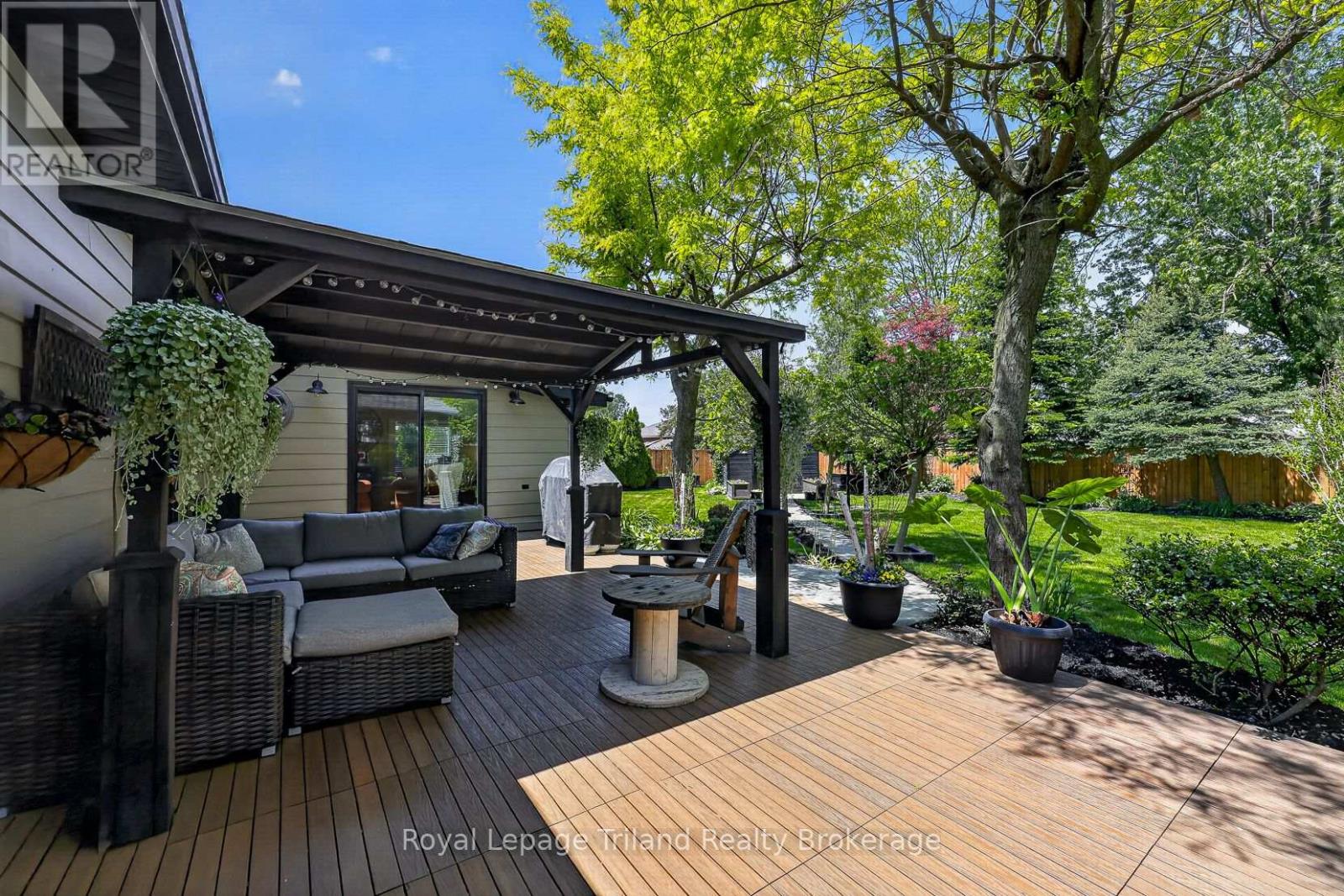 236 DELATRE STREET W - 38
