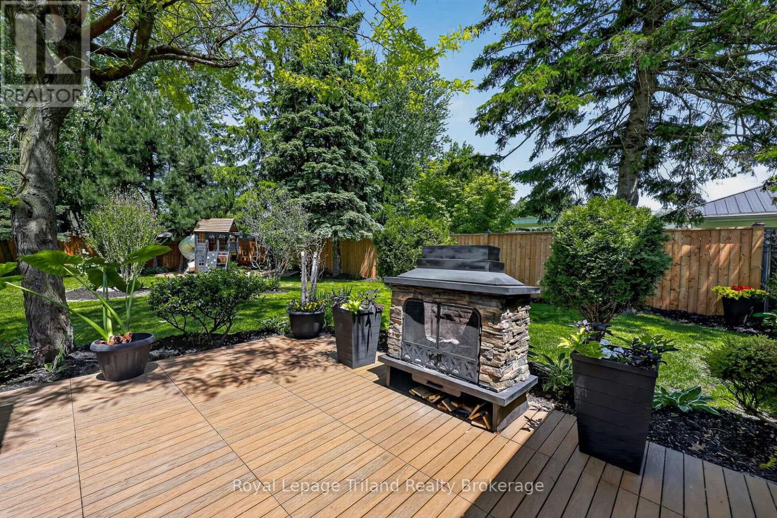 236 DELATRE STREET W - 40