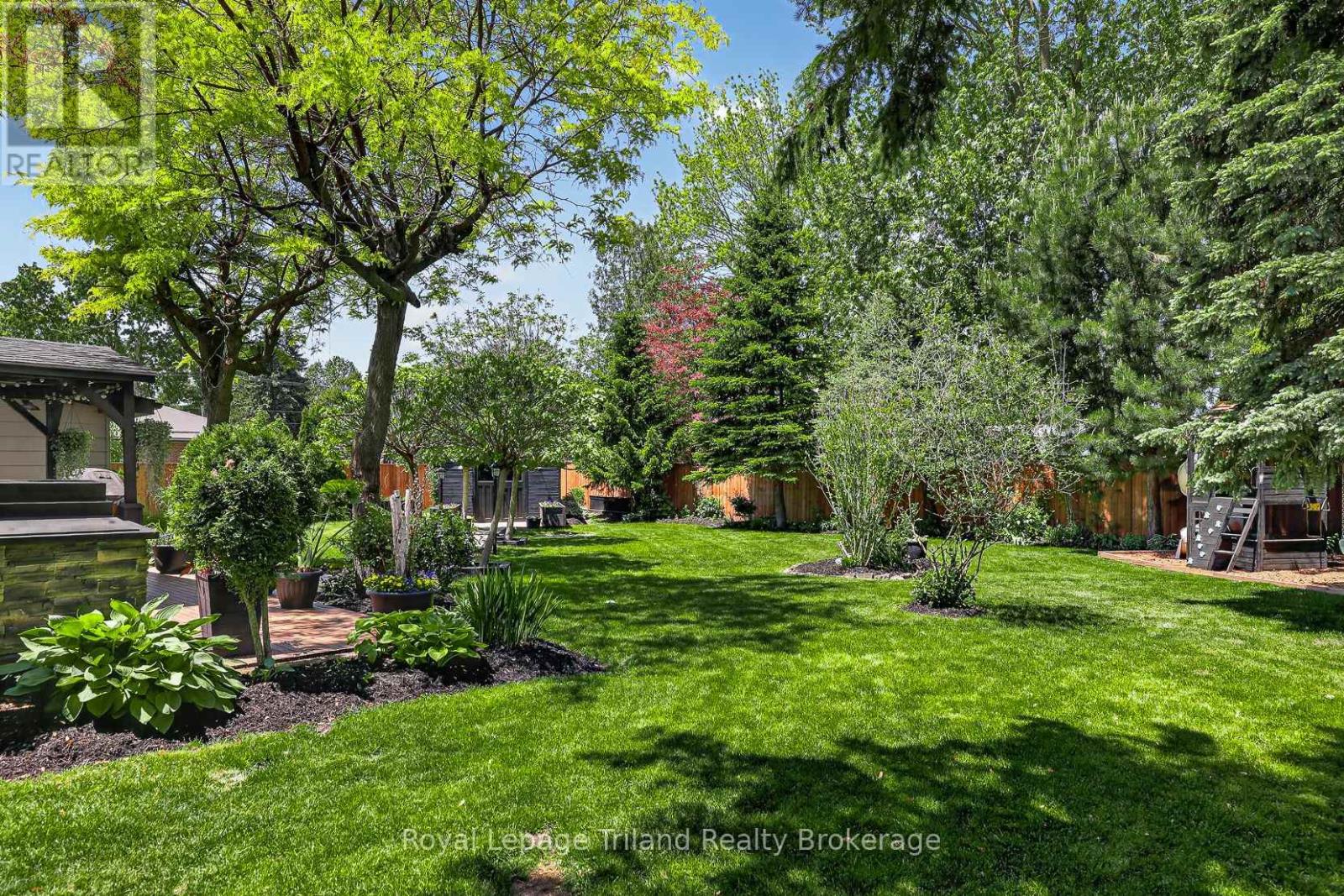 236 DELATRE STREET W - 46