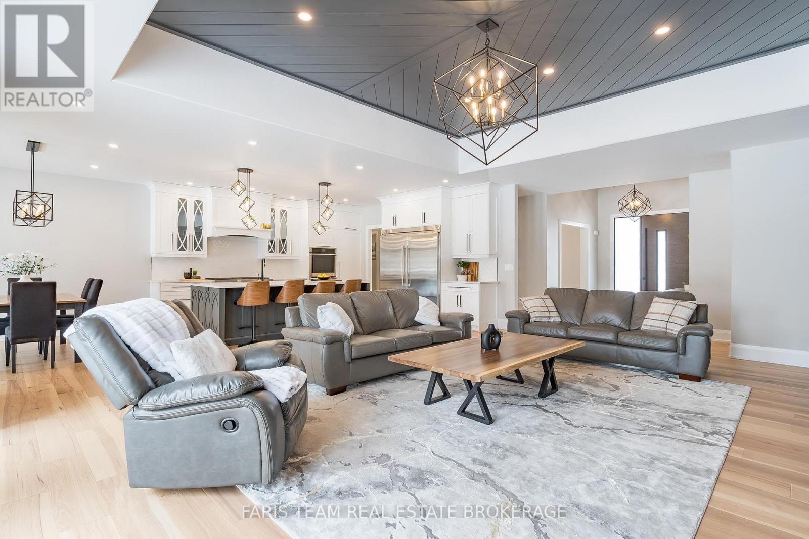 7 REYNOLDS ROAD - 15