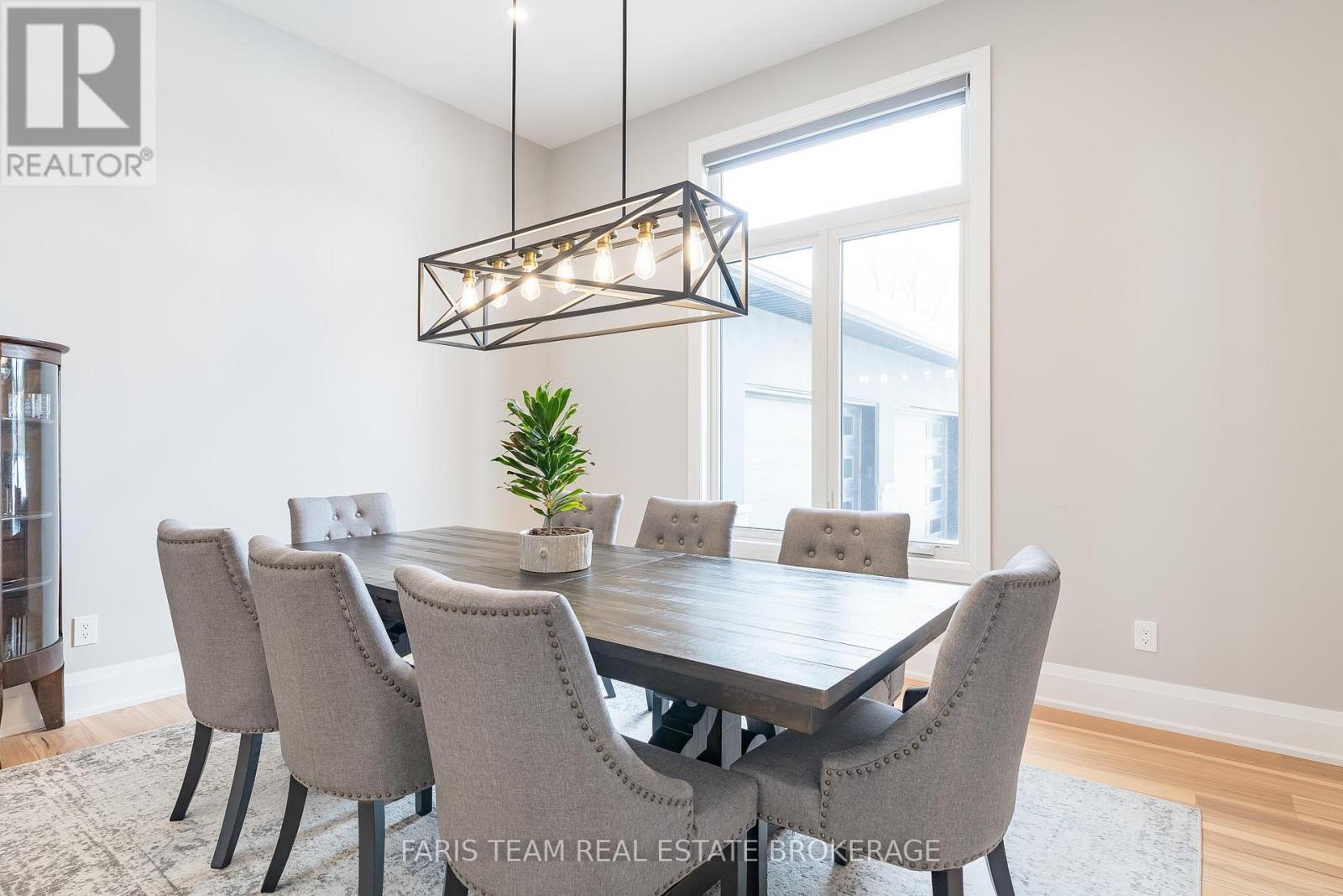 7 REYNOLDS ROAD - 12