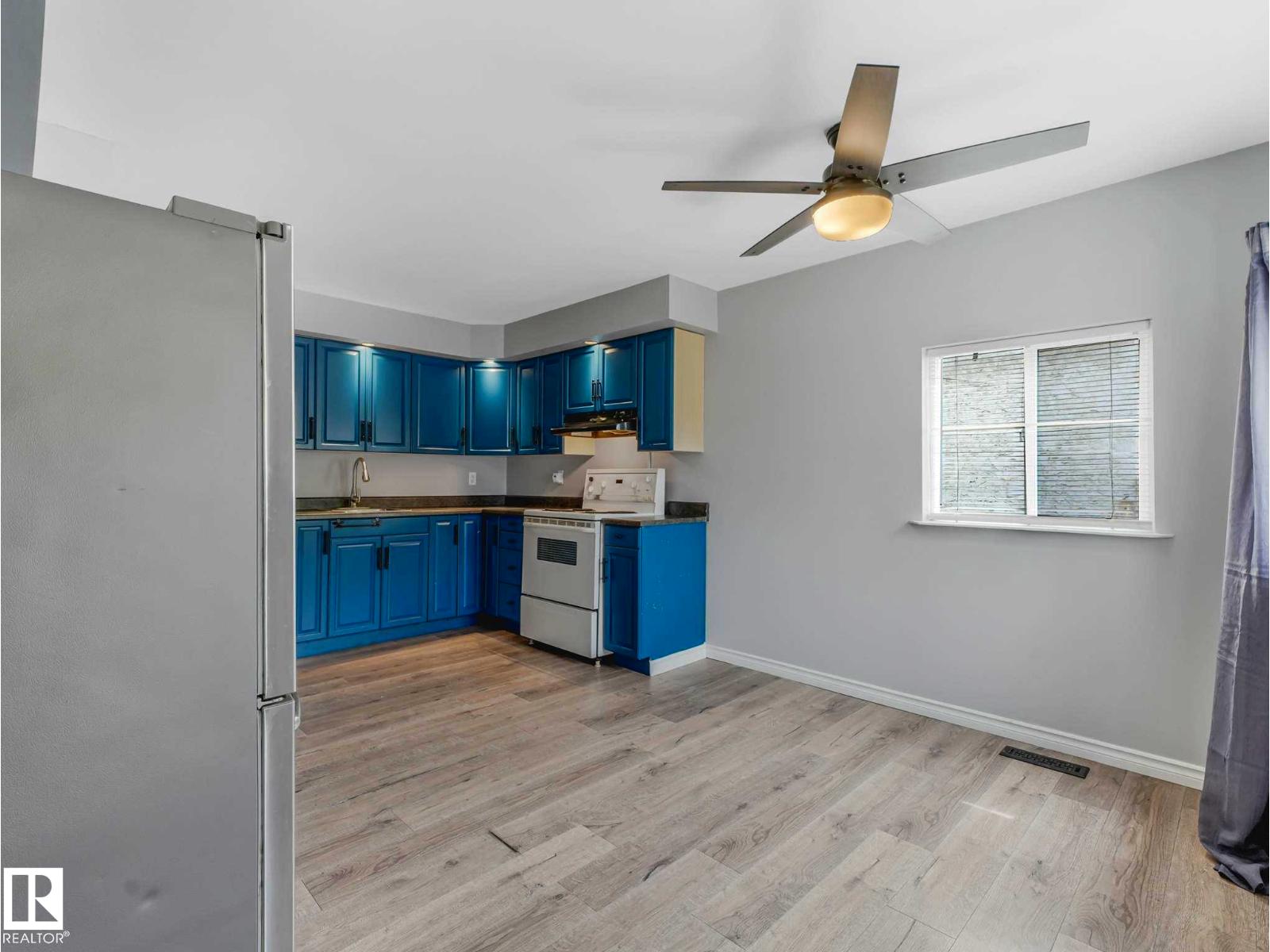 9911 161 ST NW - 6