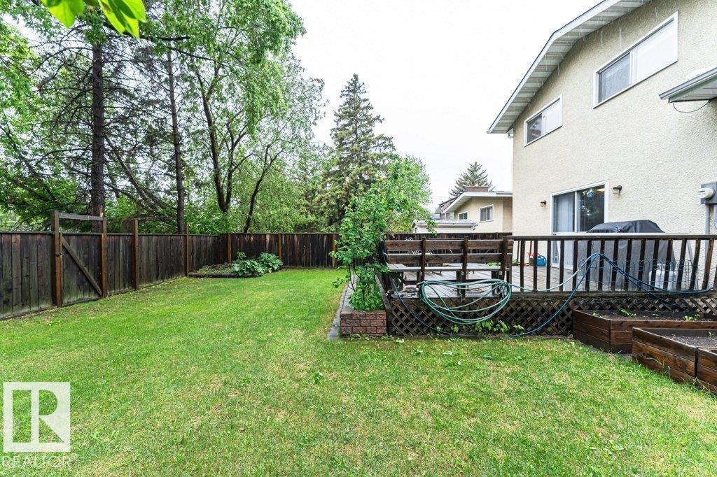 10543 35 AV NW - 53
