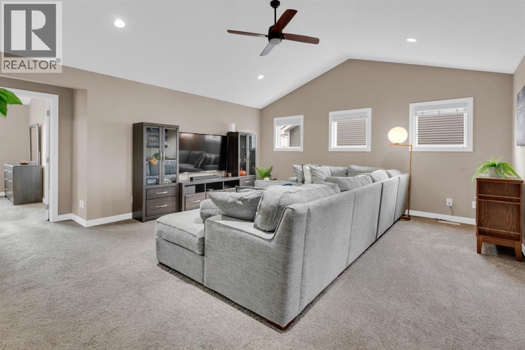 300 Aspenmere Way - 16