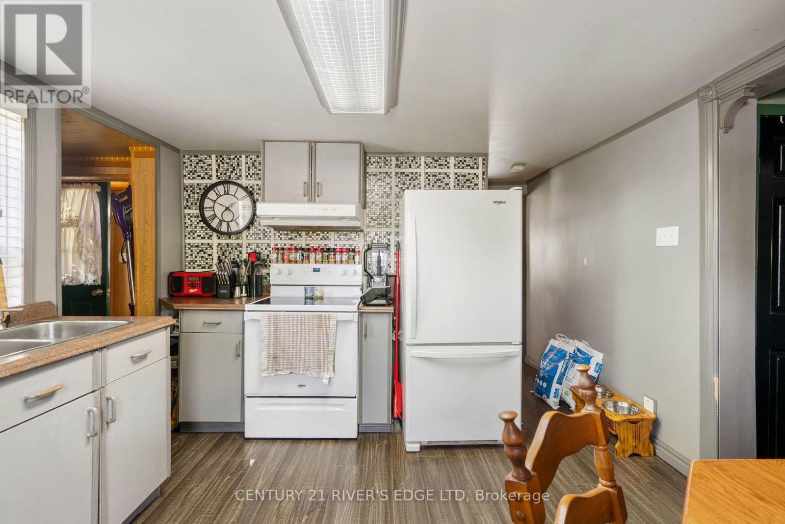 5694 DUNCAN STREET - 10