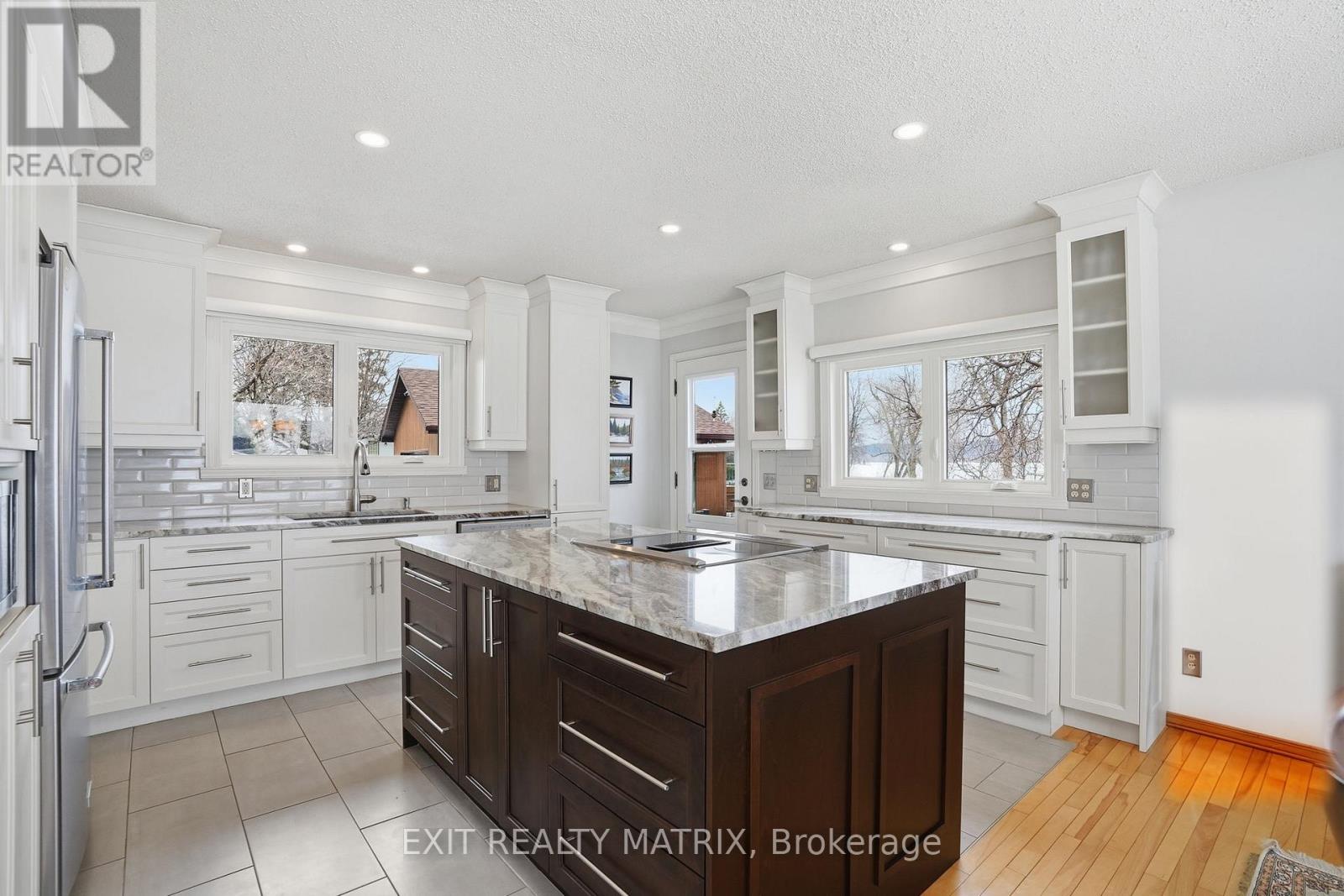 2176 BAY ROAD
