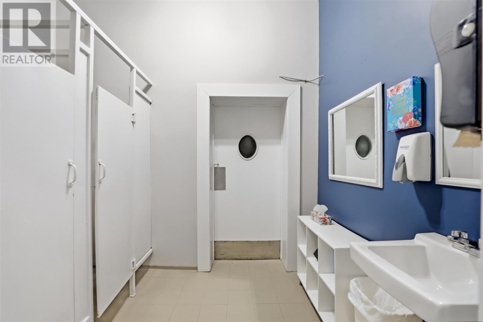 475 Wilson ST - 30