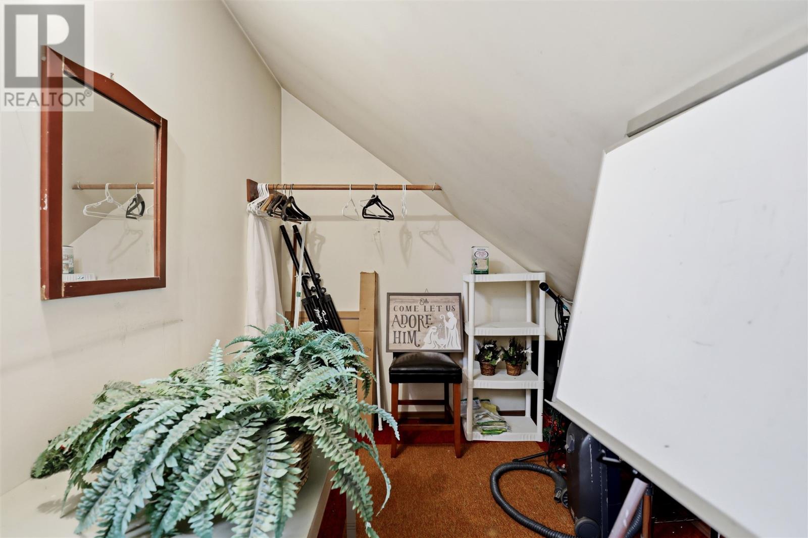 475 Wilson ST - 32