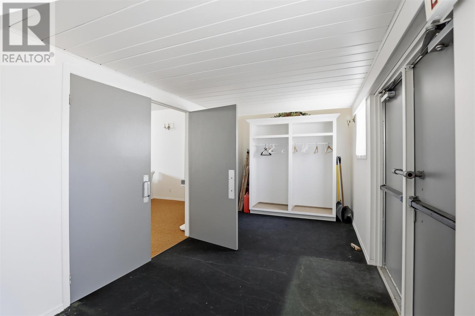 475 Wilson ST - 33