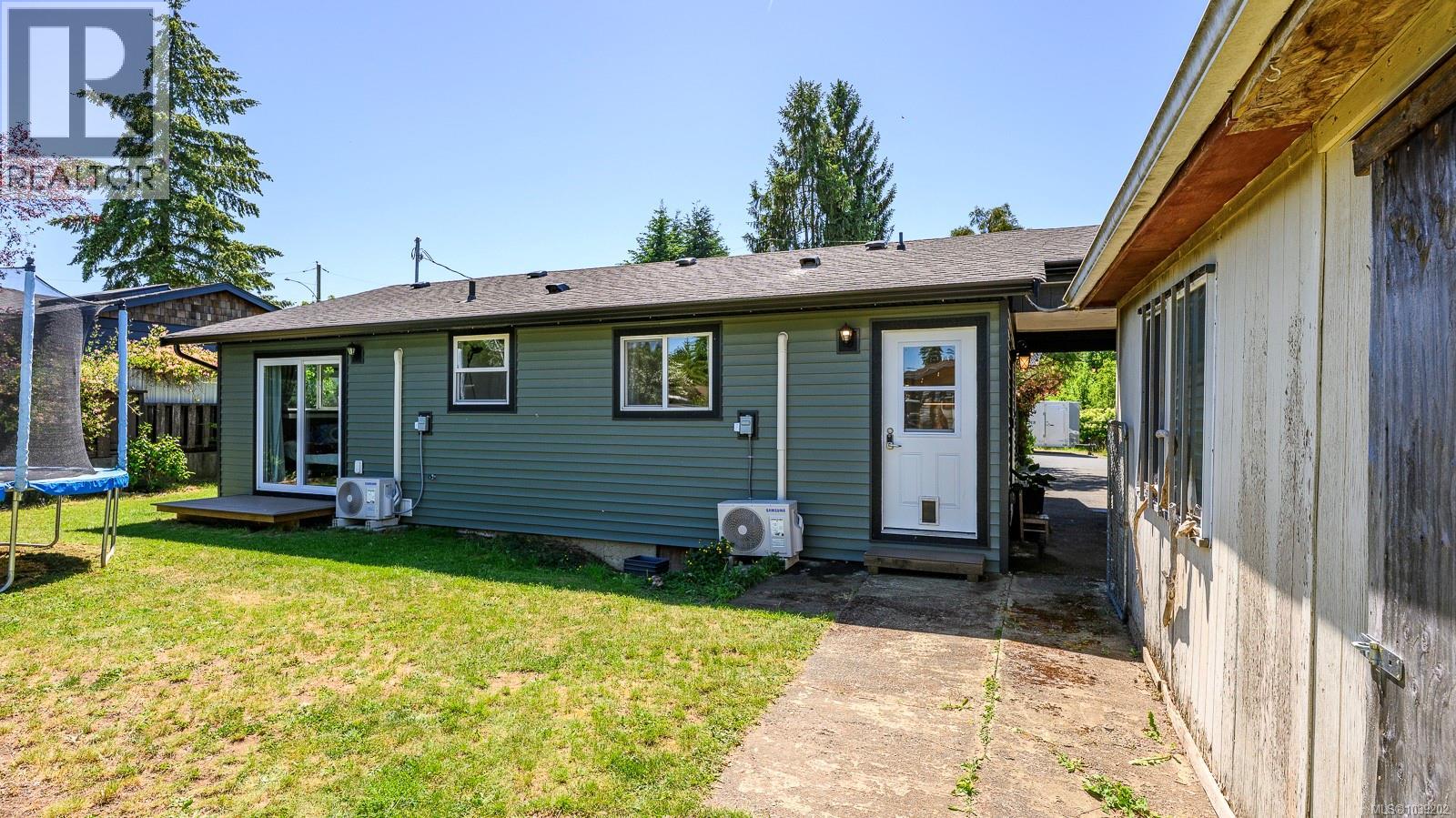 2772 Ulverston Ave - 13