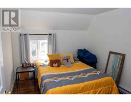 17-19 John Cabot Drive thumbnail 13
