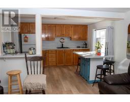 17-19 John Cabot Drive thumbnail 8