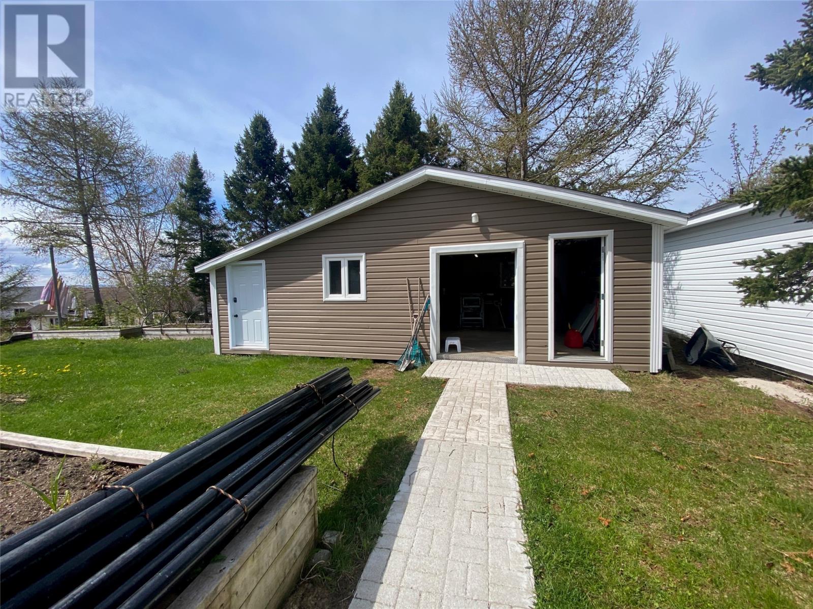51 Gillis Drive - 22