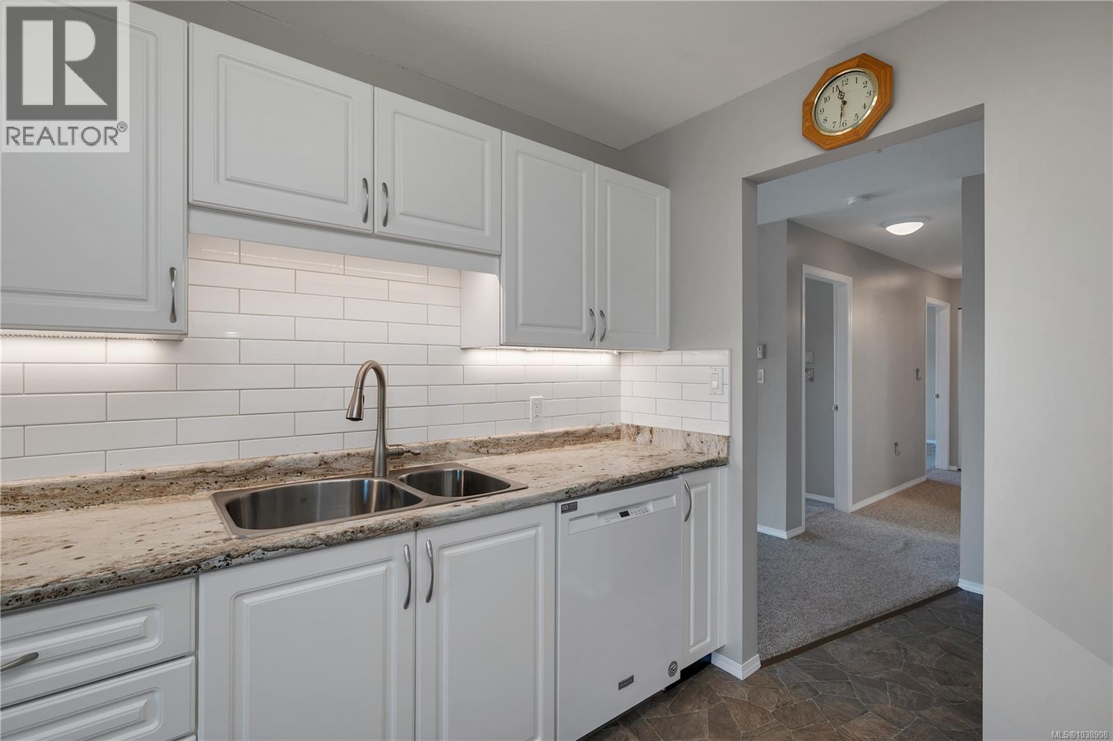 #214 280 Dogwood St S - 11