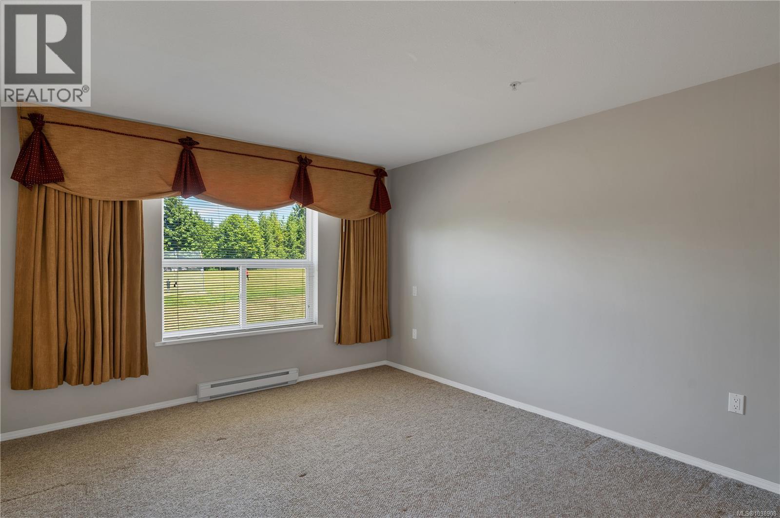 #214 280 Dogwood St S - 19