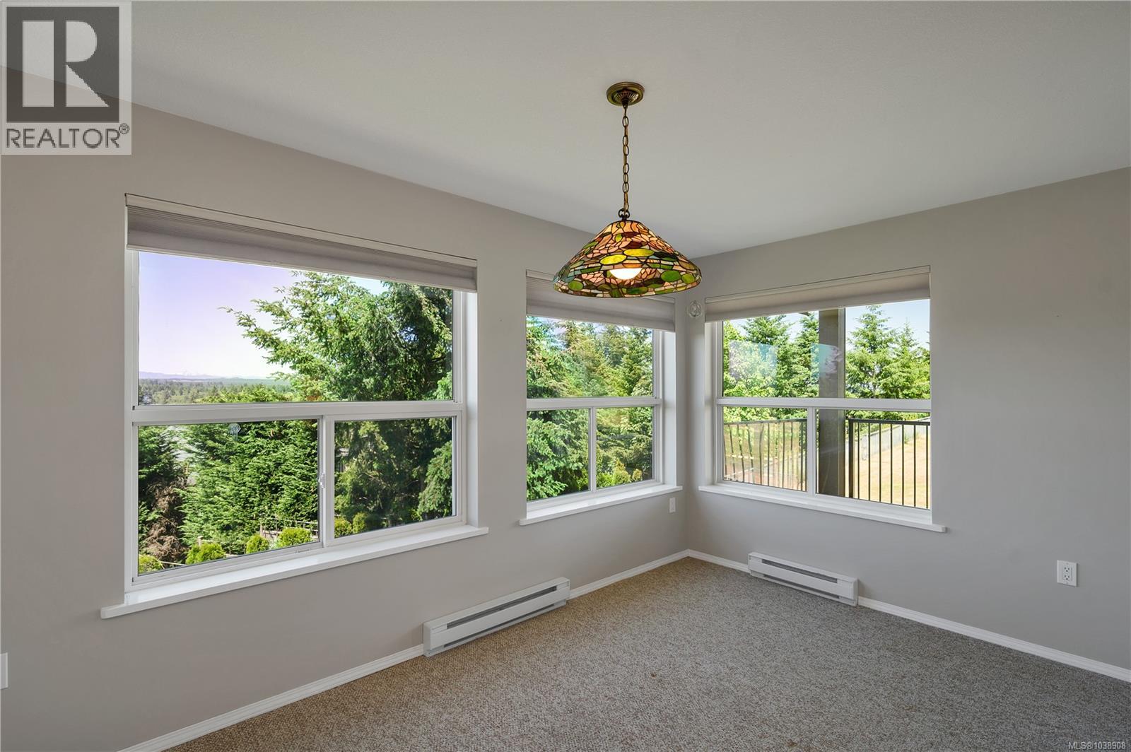 #214 280 Dogwood St S - 7