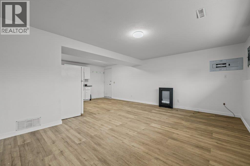 900 Hickory Road - 33