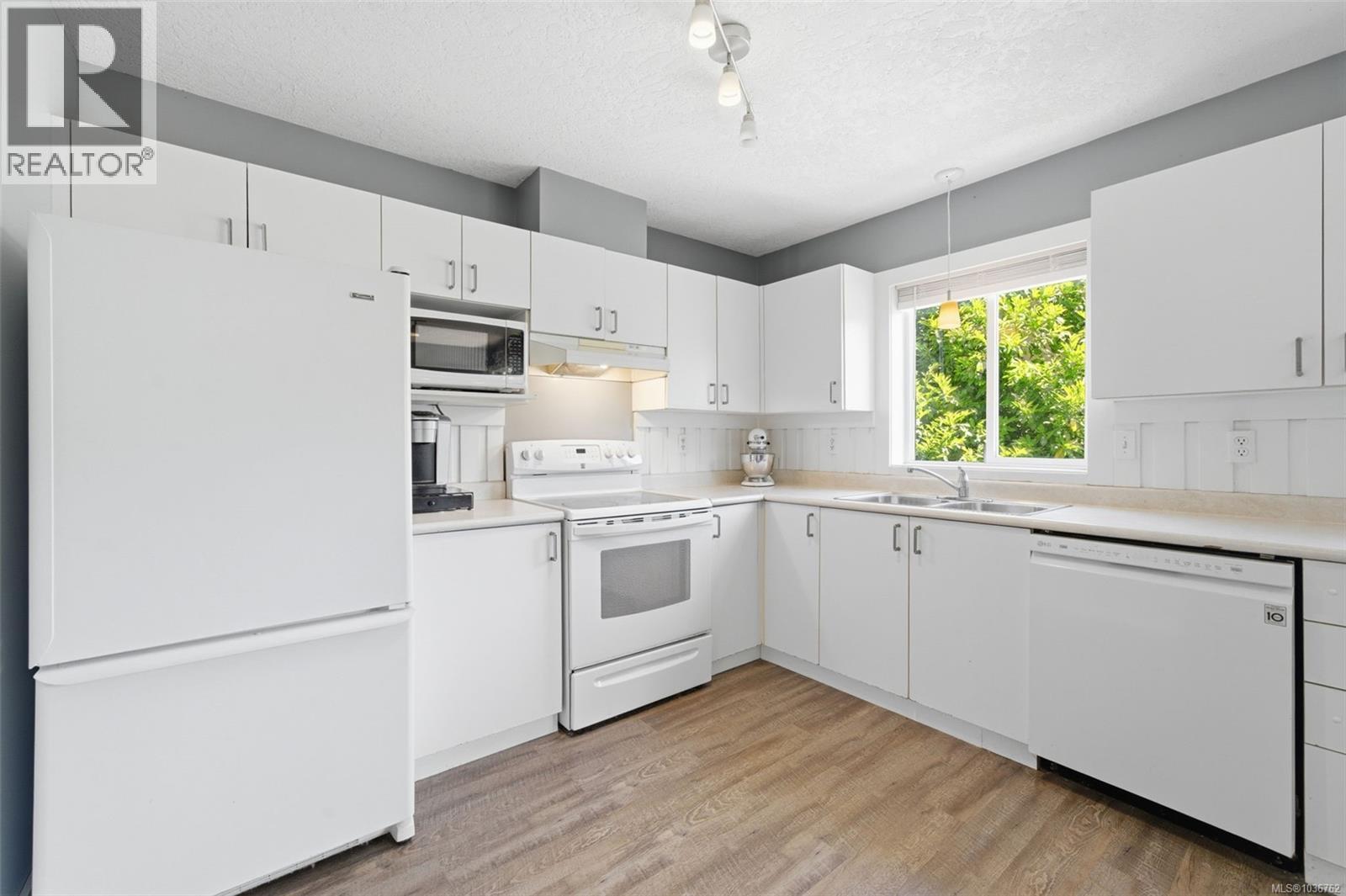 #29 3242 Cowichan Lake Rd - 7