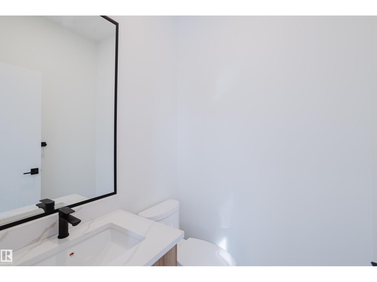 9709 157 ST NW NW - 22