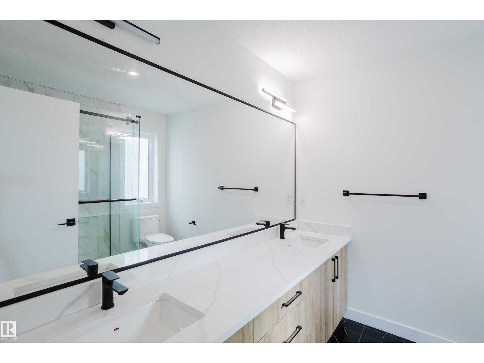9709 157 ST NW NW - 35