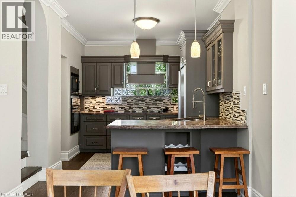 377 HESS Street S - 13