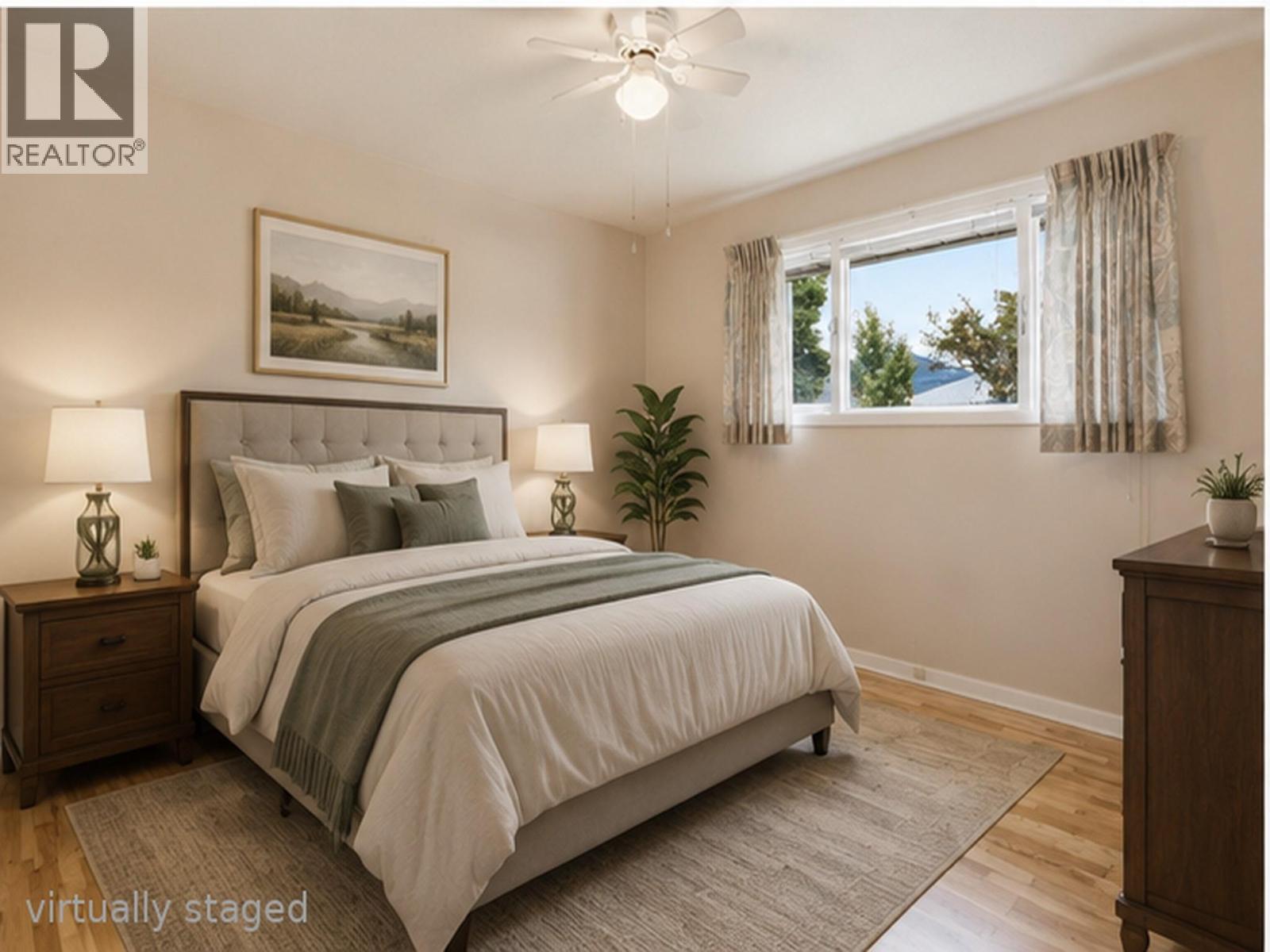 164 Manor Park Avenue, Penticton