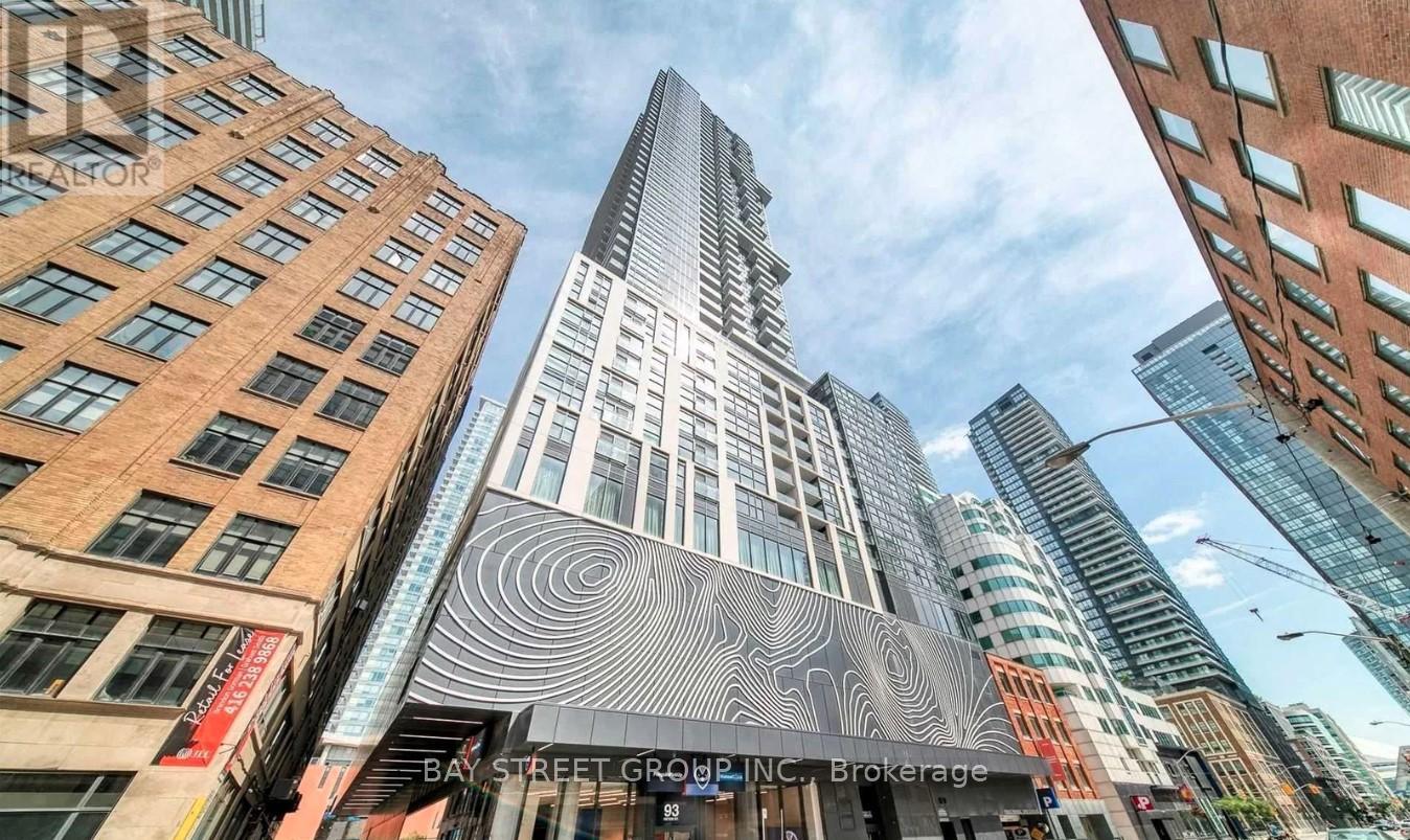 Listing photo of 3201 - 87 PETER STREET