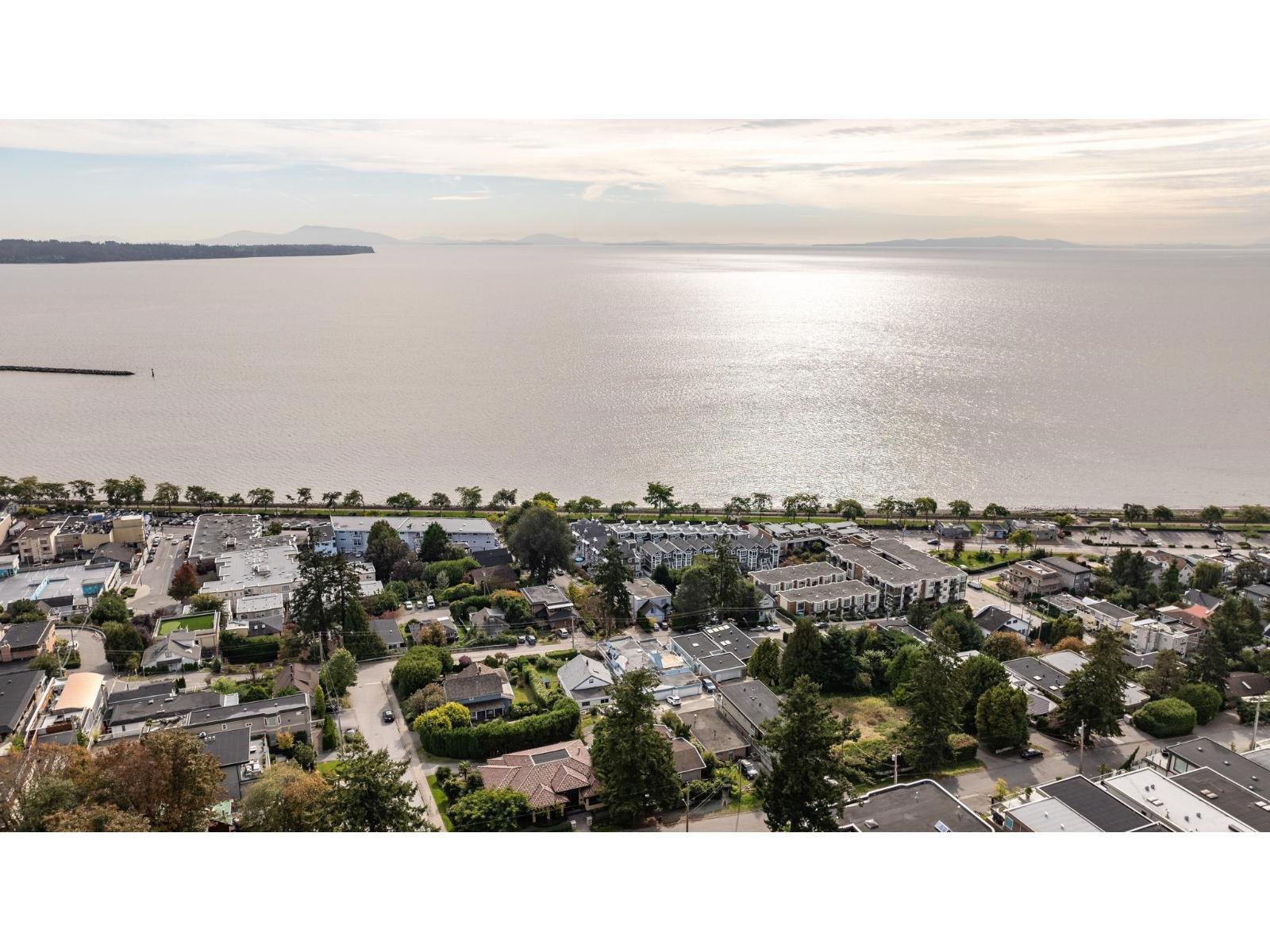 14857 BUENA VISTA AVENUE, White Rock