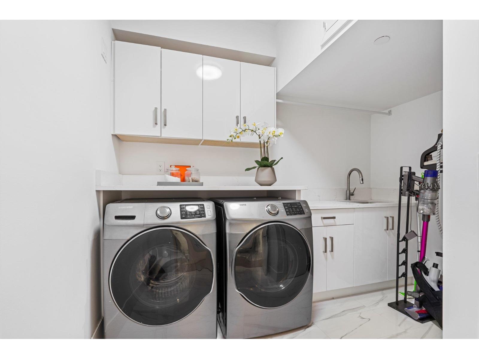14857 BUENA VISTA AVENUE, White Rock